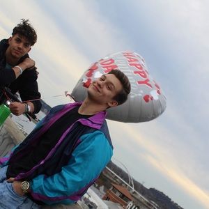 Meet your Posher, Brady